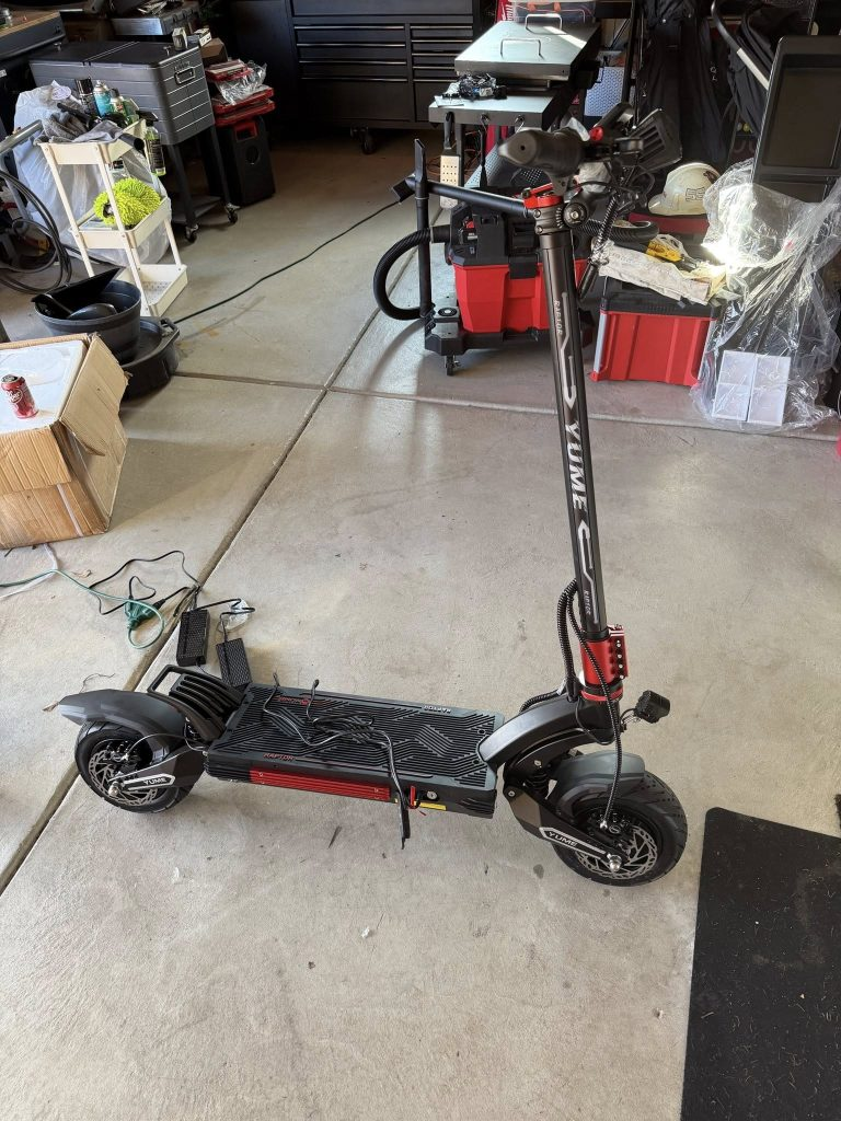 YUME Raptor 2 e-scooter