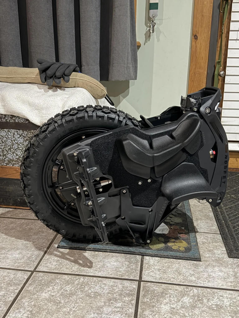 Nosfet Aeon suspension electric unicyle